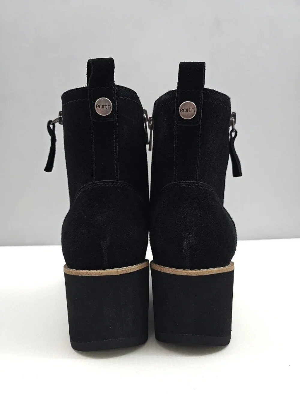 Earth Clinto Platform Wedge Ankle Booties Womens 9.5 Black Suede Comfort Boot